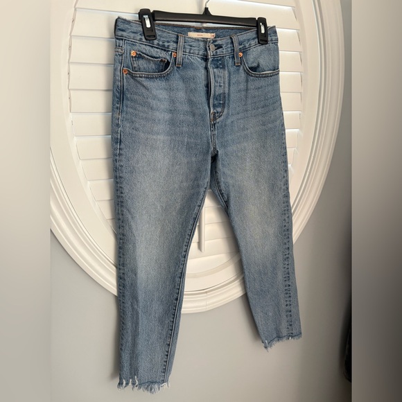 Levi’s women’s wedgie button fly denim jeans size 28 - Picture 2 of 9